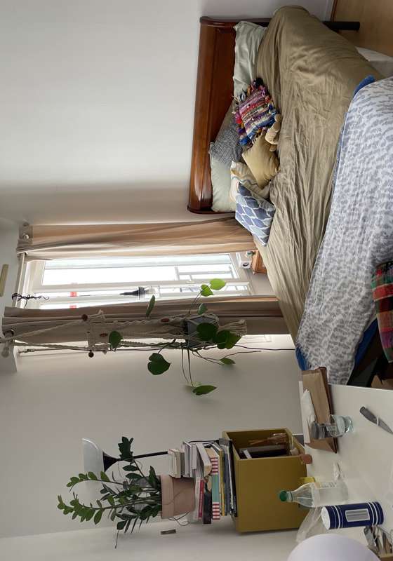 Studio home swap listing in Paris, France