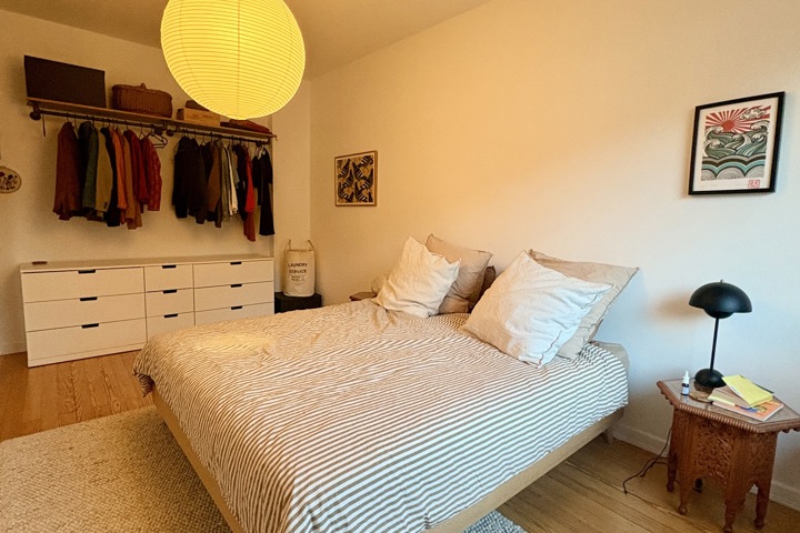 Bright 3-Room Apartment with 2 Balconies - 3