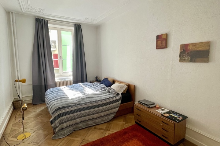 1 bedroom in a big shared flat - 2