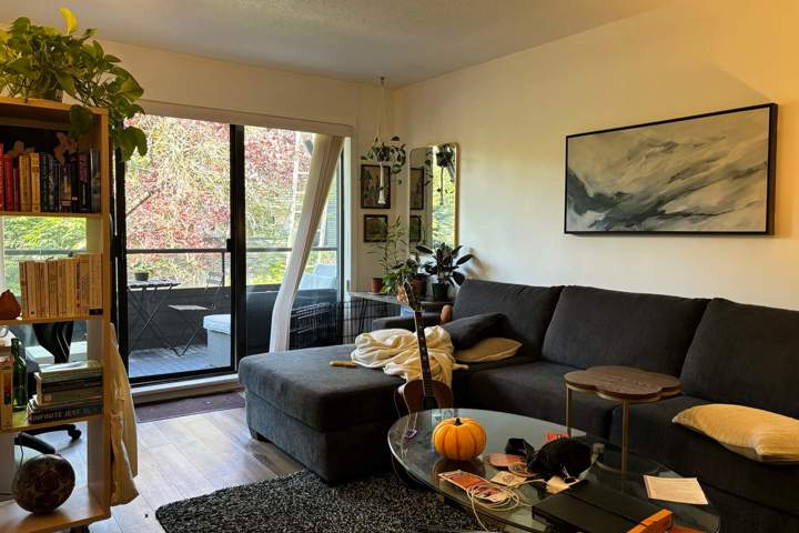 Apartment in Beautiful East Vancouver Neighborhood - 7