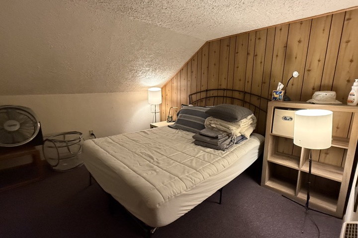 Welcoming Cabin Getaway - Bigfork, Montana - 12