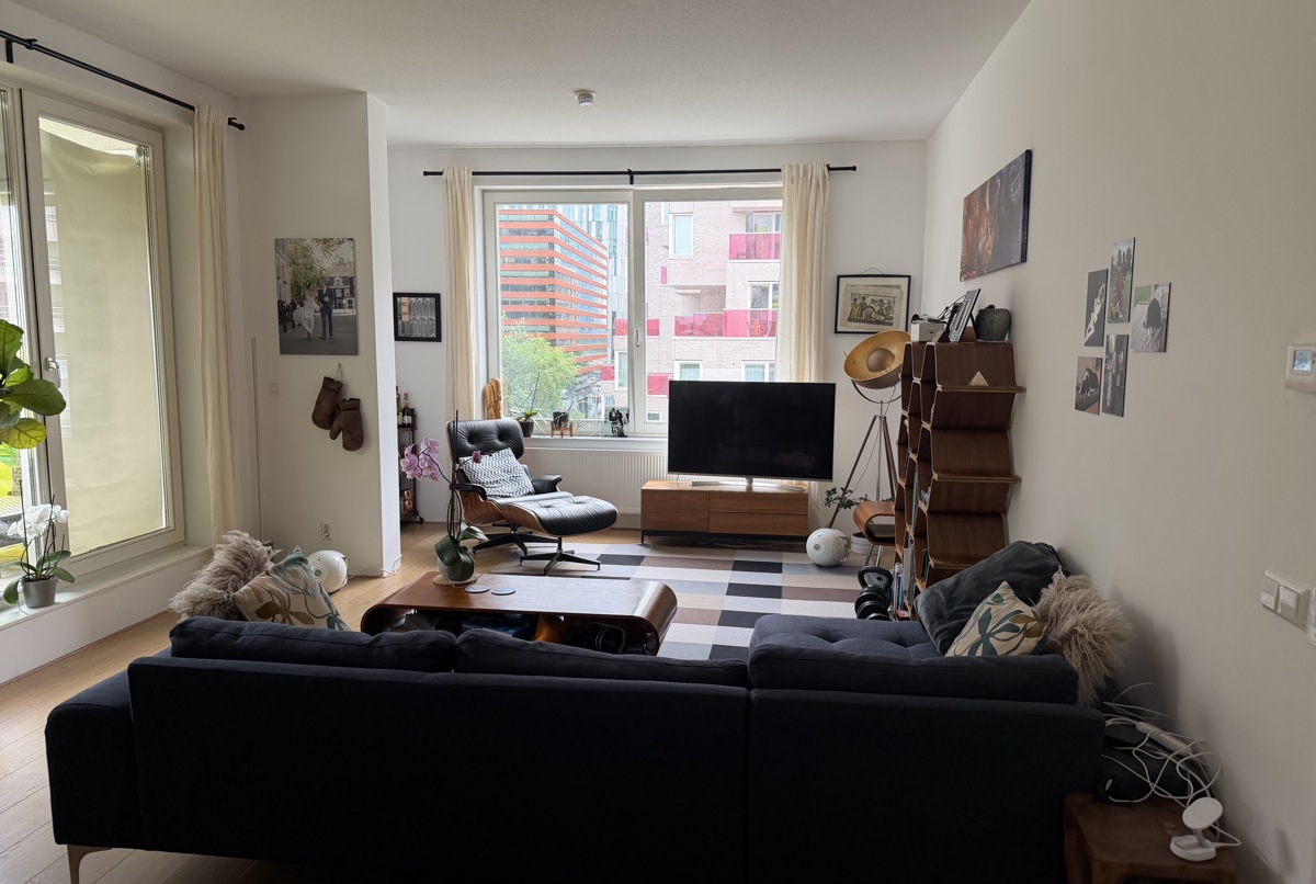 Modern apartment in the business district