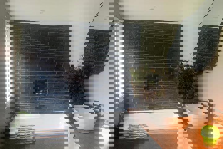 The red door cottage - 7