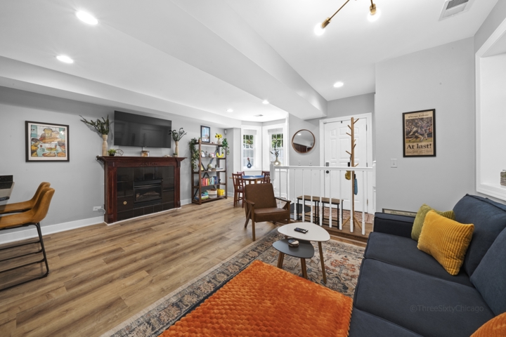 Charming Lakeview Oasis (parking included) - 1