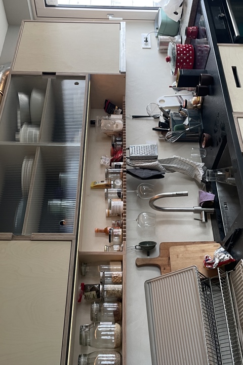 Designers nest on top of old workers neighbourhood - 4