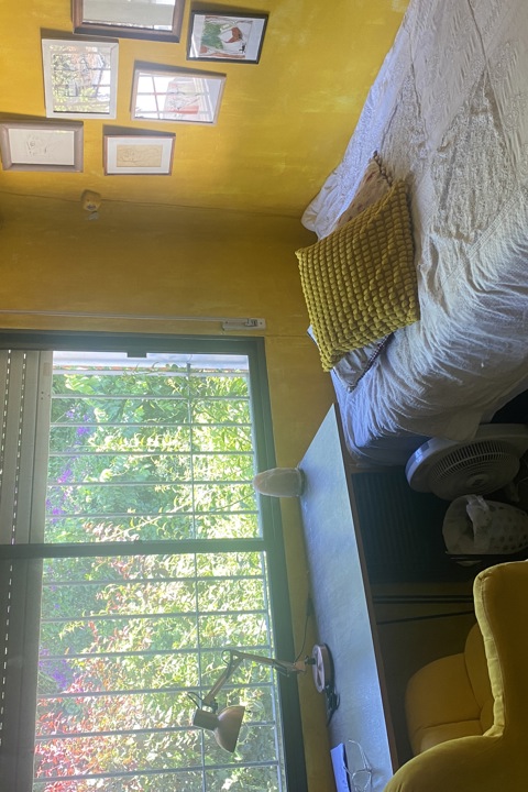 “My home is small but fully equipped, very private - 7