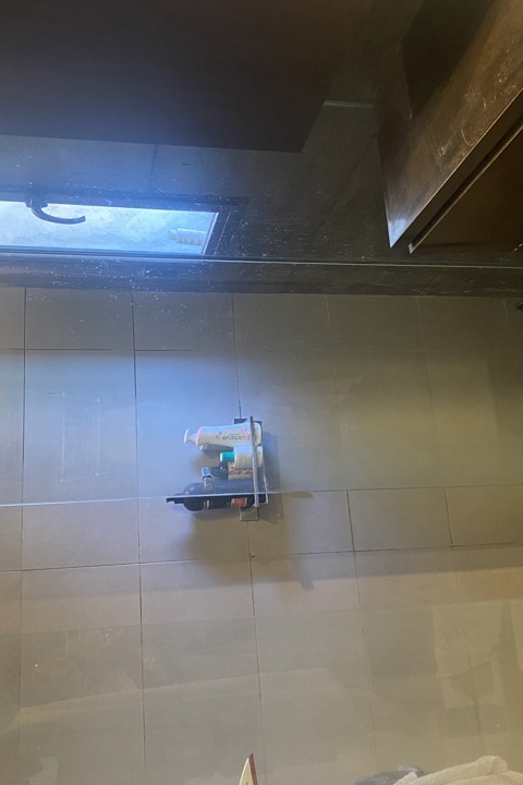 “My home is small but fully equipped, very private - 8