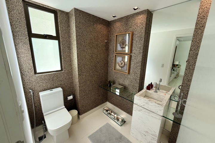 Sunrise Oceanfront Luxury • Toes-in-the-Sand - 20