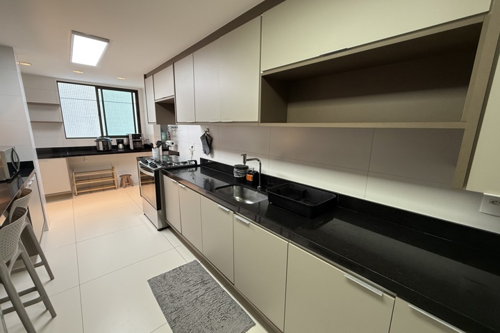 Sunrise Oceanfront Luxury • Toes-in-the-Sand - 21