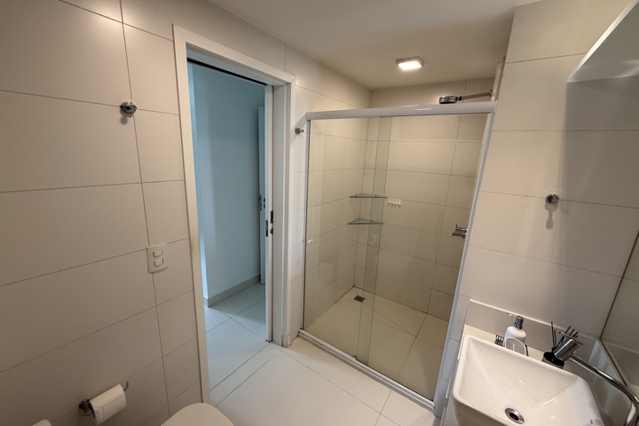 Sunrise Oceanfront Luxury • Toes-in-the-Sand - 15