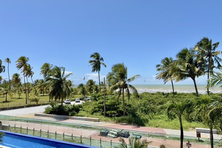 Sunrise Oceanfront Luxury • Toes-in-the-Sand - 30