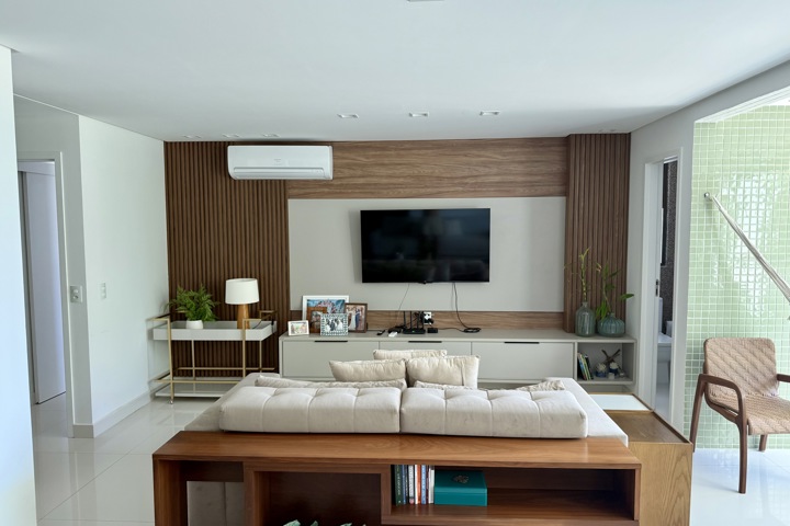 Sunrise Oceanfront Luxury • Toes-in-the-Sand - 7