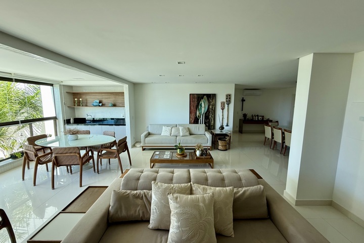 Sunrise Oceanfront Luxury • Toes-in-the-Sand - 4