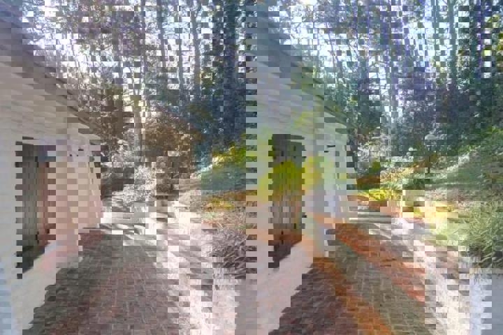Charming beach cottage - 2