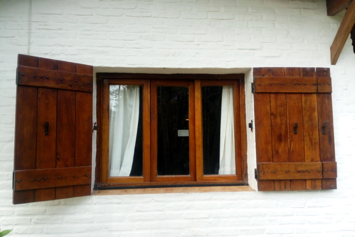 Charming beach cottage - 8