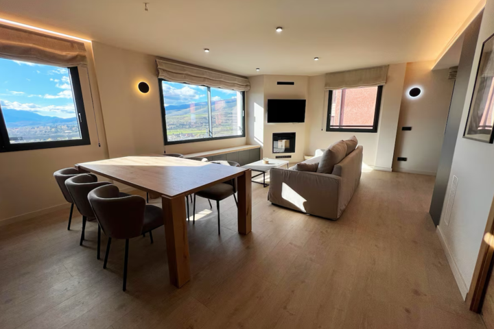 Best views in Puigcerdà, walk to everything - 1