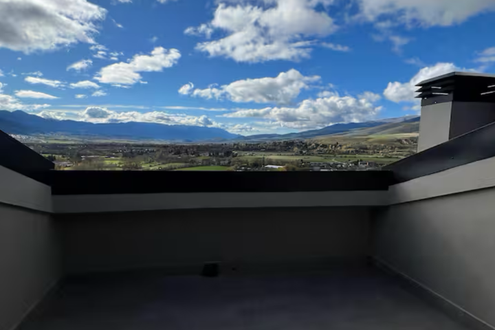 Best views in Puigcerdà, walk to everything - 8