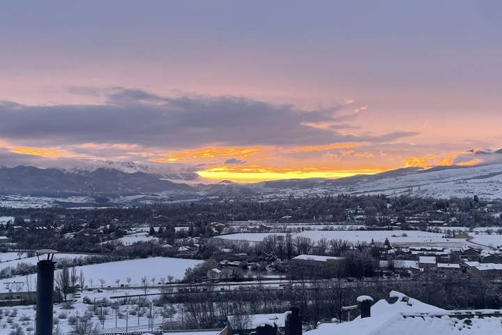 Best views in Puigcerdà, walk to everything - 10