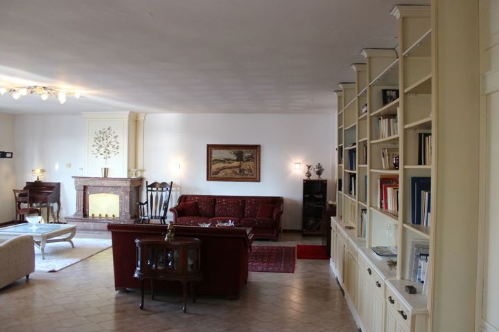 Huge apartment with balconies - 9