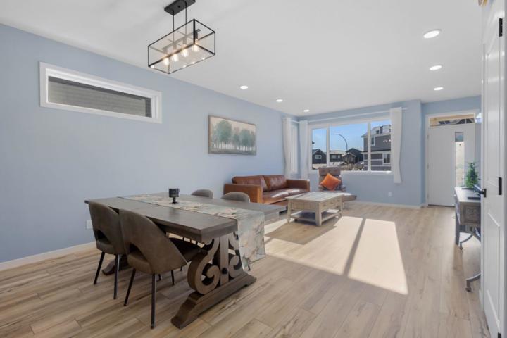 A modern laned home located in the heart ofCalgary - 7