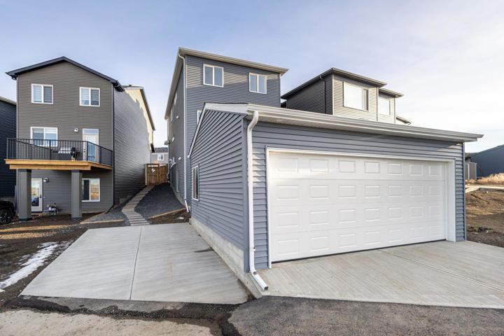 A modern laned home located in the heart ofCalgary - 24