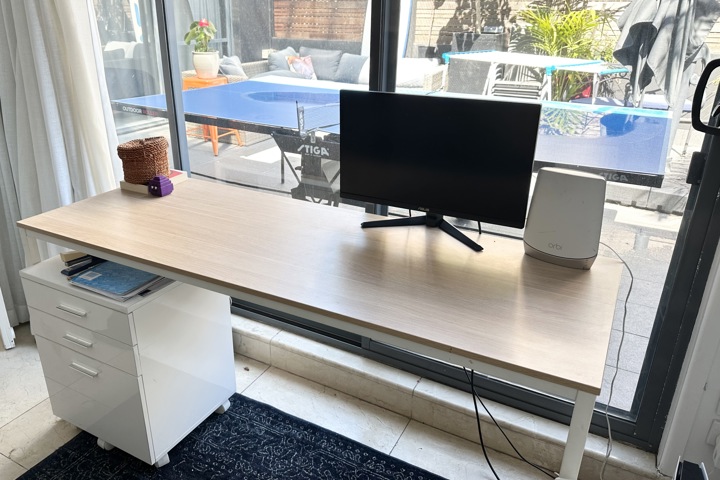 Bright eaststide apartment - 4