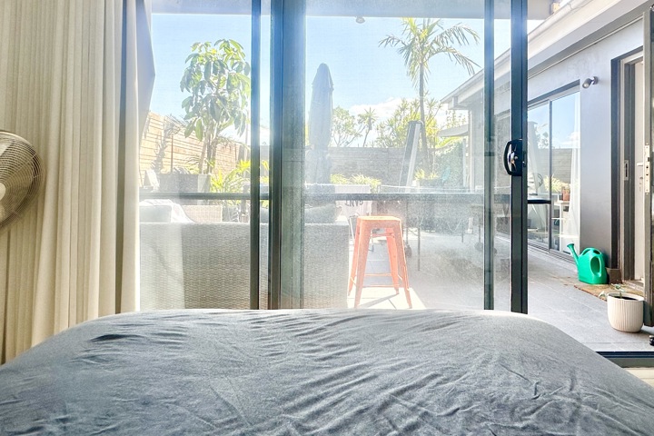 Bright eaststide apartment - 7