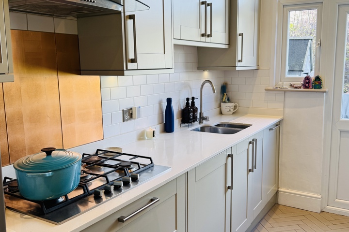 Romily’s House - West London 4 Bedroomed House - 3