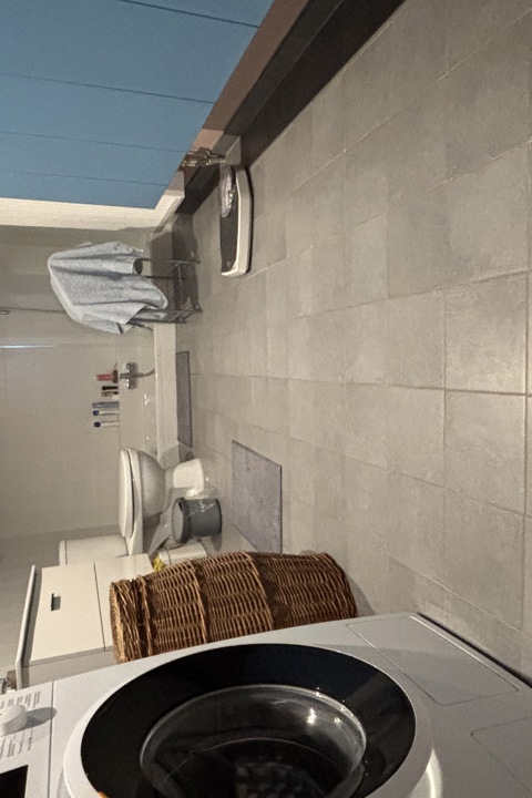 great neighbourhood, great old renovated apartment - 3