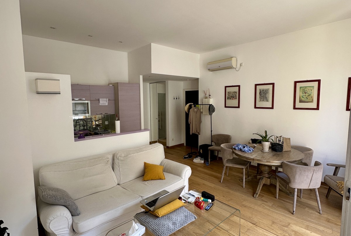 Sunny, Central Stay in Nice – Walkable Everywhere!
