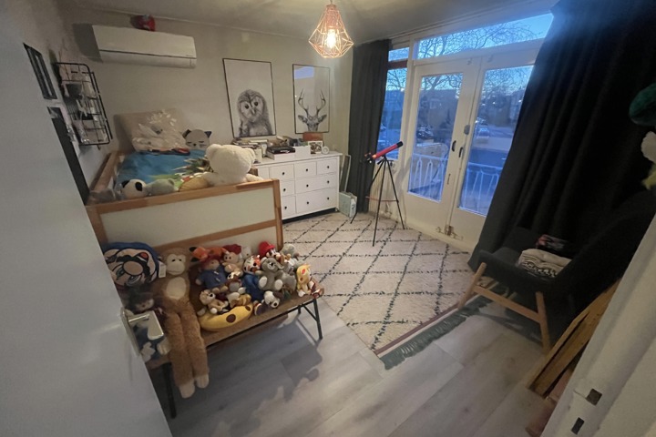 Family corner house in Rotterdam suburbs - 4