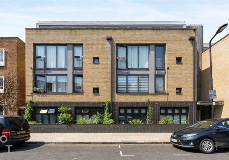 home swap in London, England