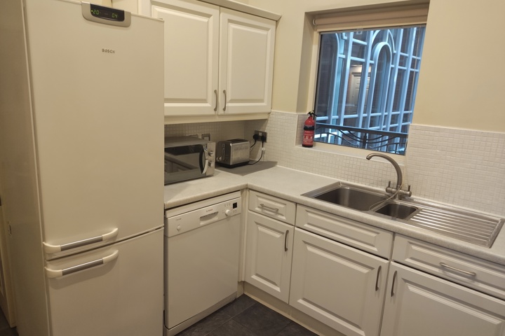 City centre apartment - 8