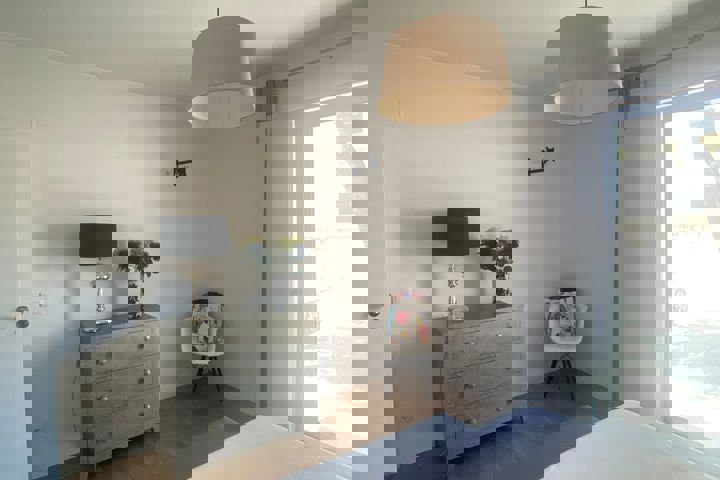 Bright apartment - 20 min train to center Lisbon - 5