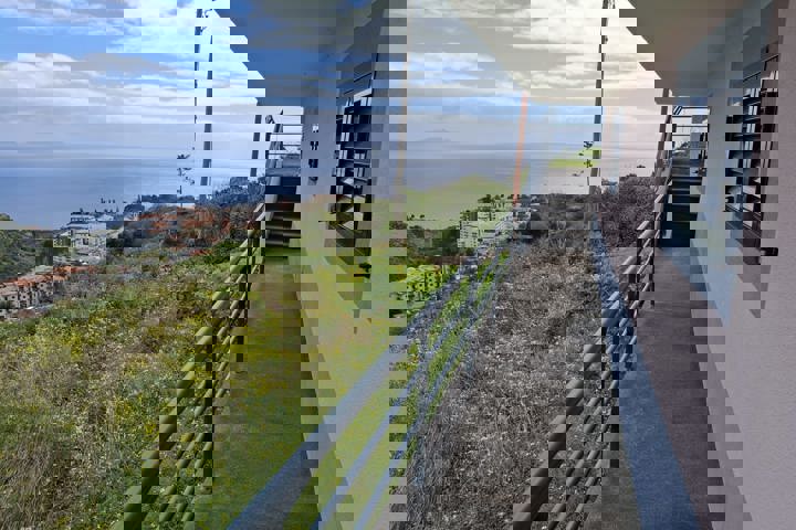 Montain and sea view 2 bedroom flat - 11