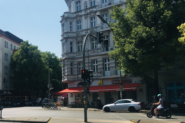 A home in Bustling Neukölln - 3