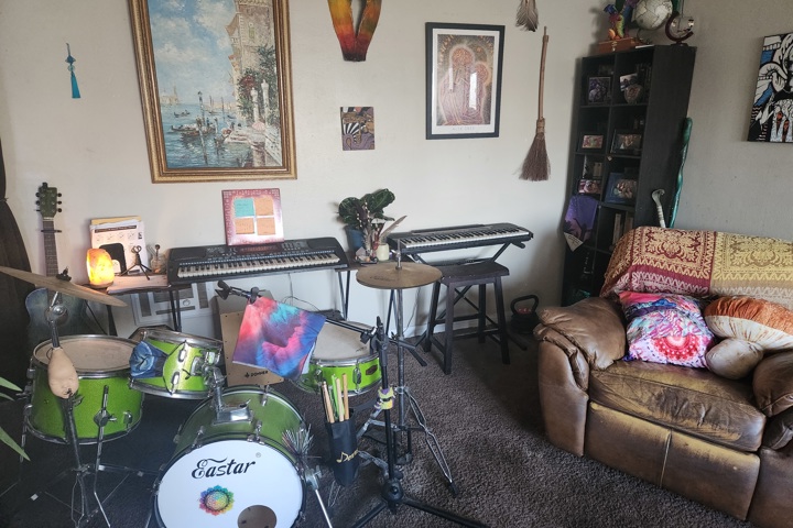 An Artist's Paradise by the Beach in Los Angeles - 3