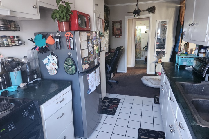 An Artist's Paradise by the Beach in Los Angeles - 4