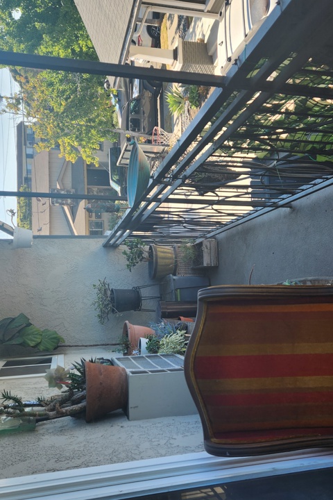 An Artist's Paradise by the Beach in Los Angeles - 7