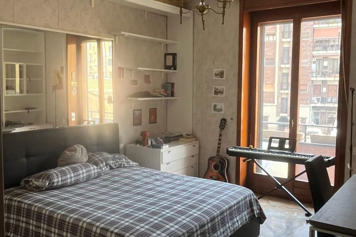 Ac room with terrace in Milan's best location - 2