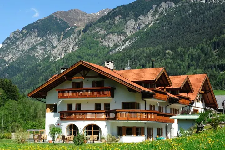 Cozy Mountain Apartment - 3