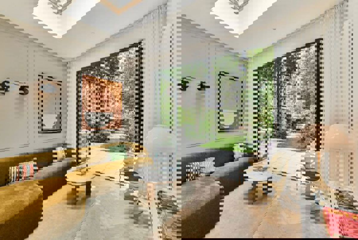 Home in Amsterdam with beautiful garden