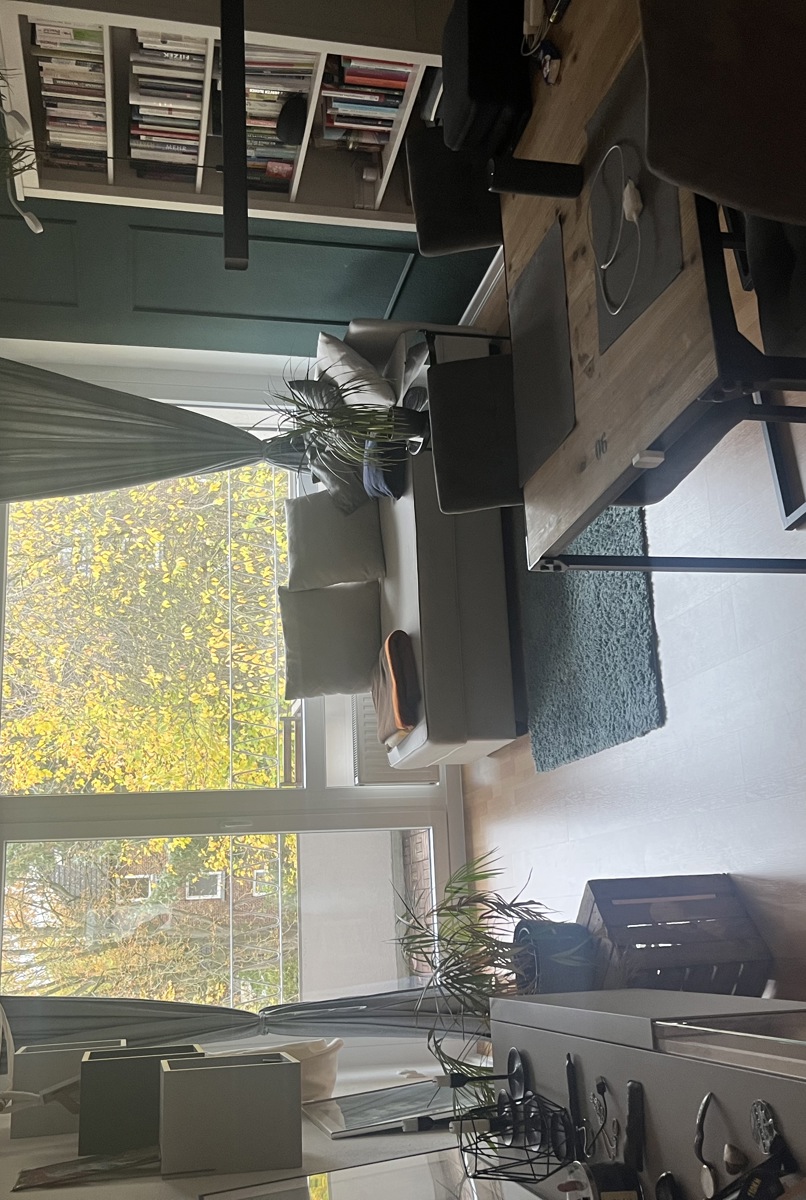 Zweizimmerwohnung SSW mit Balkon