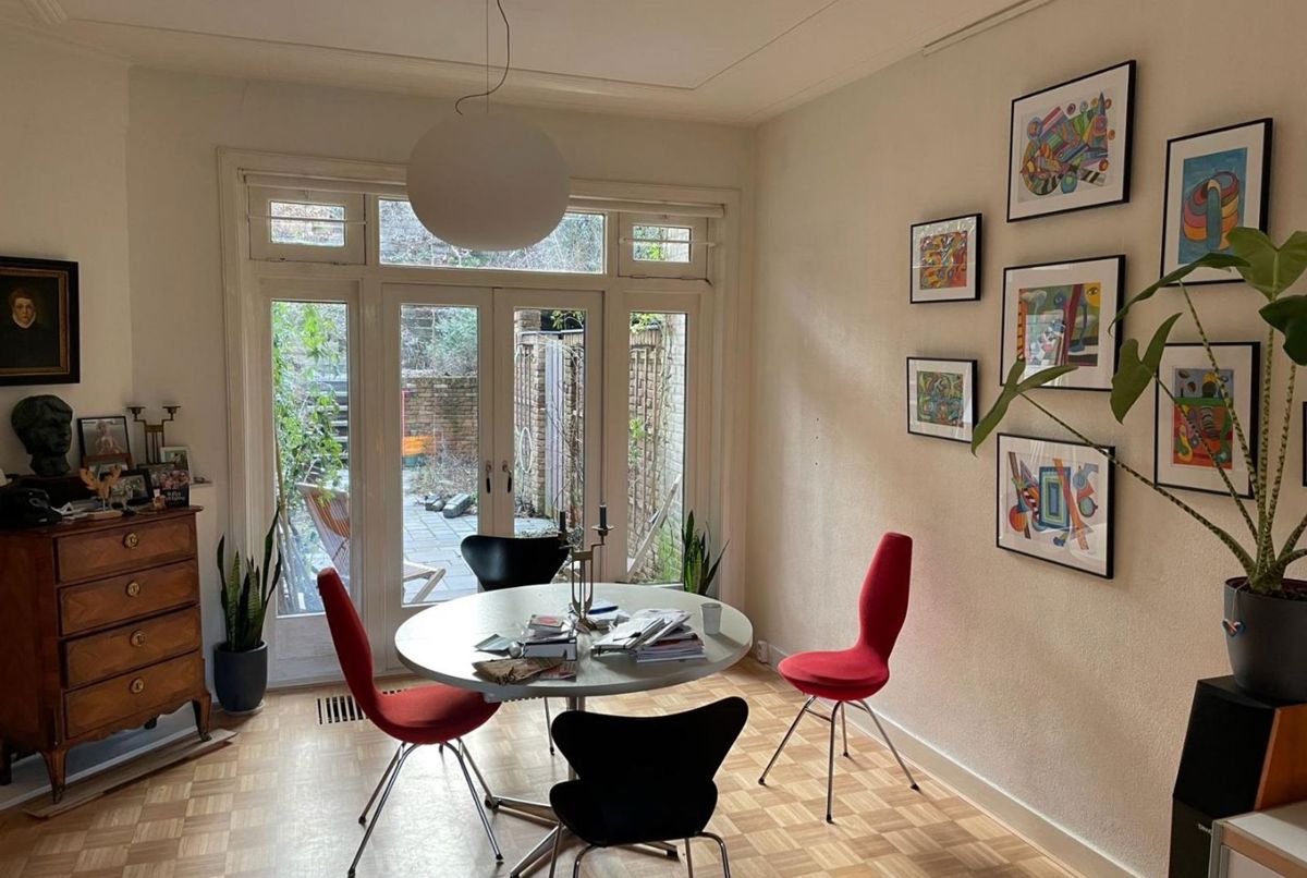 Green, secluded city home, 1 hour from Amsterdam