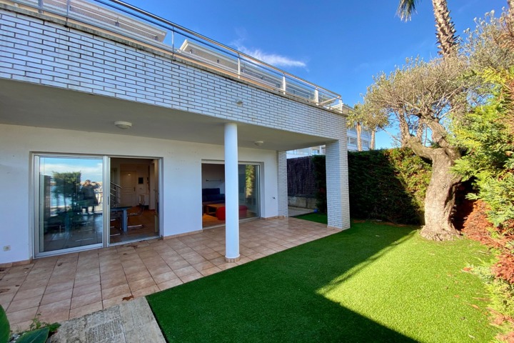 beach fron house - 12