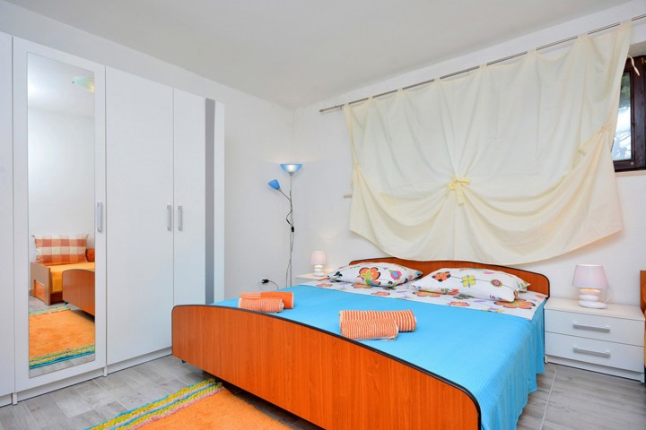 Apartment near center and beach! - 10