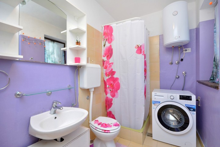 Apartment near center and beach! - 17