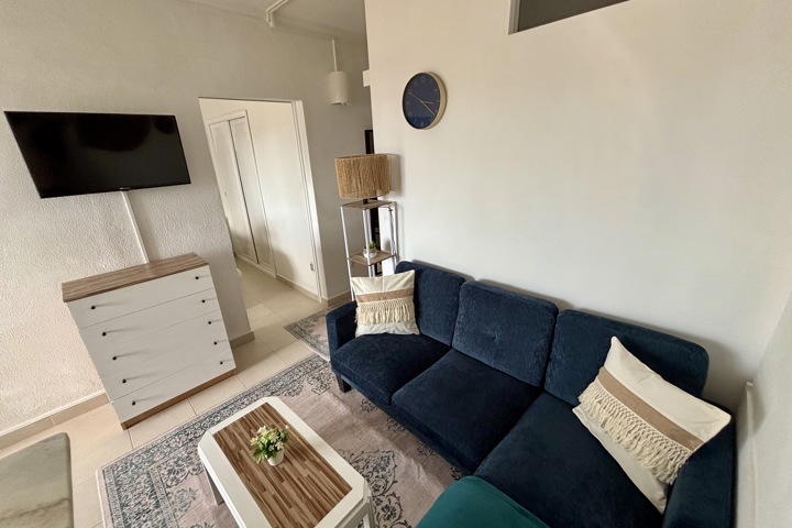 Cute clean 2 bed 5min walk from the beach! - 13