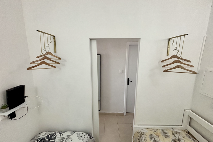 Cute clean 2 bed 5min walk from the beach! - 15