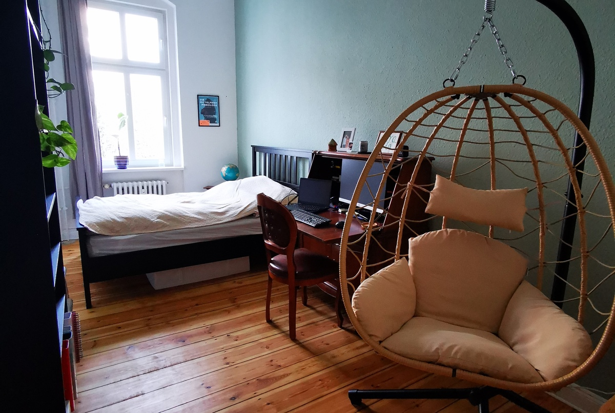 Wunderschöne, zentrale Altbauwohnung mit Parkblick